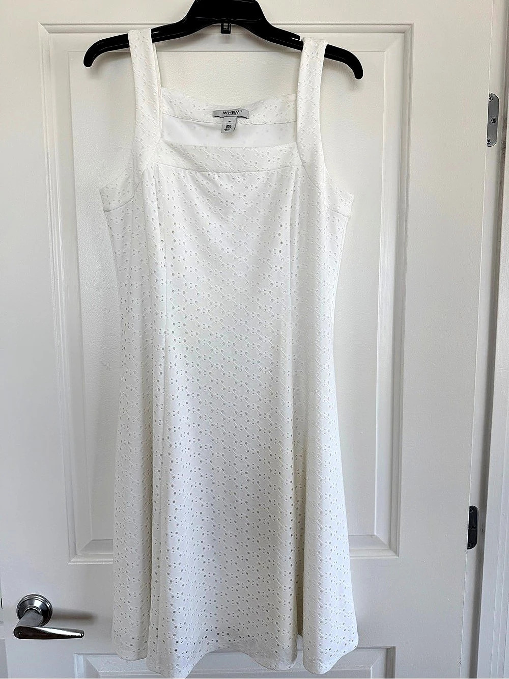 WHBM Eyelet Dress in White Size Medium Like New